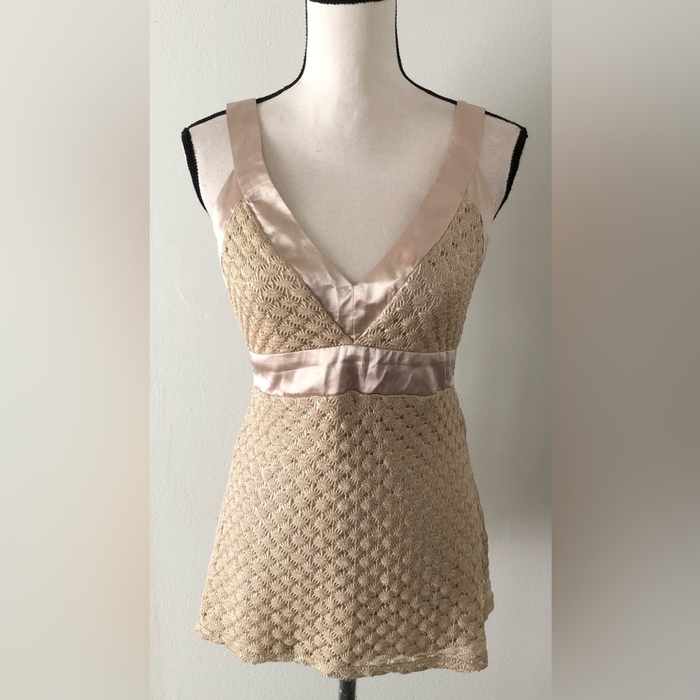 Y2K Studio Y Gold-Trim Crochet Beige Tank